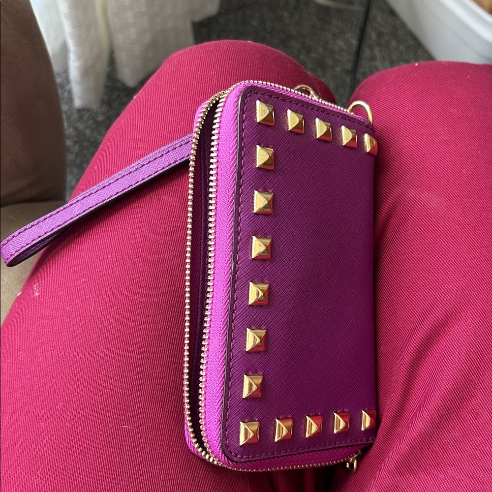Gorgeous Michael Kors Purple Wristlet with gold studs accents - Picture 6 of 10